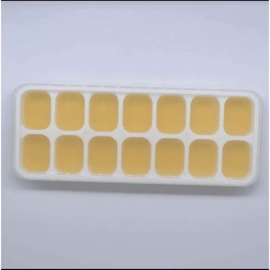 (Ready Stock)Silicone Ice Cube Tray Mold With Clear Cover Popsicle Kitchen Mould Fruit Maker Freezer