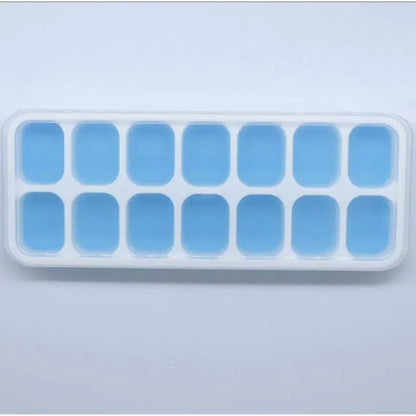 (Ready Stock)Silicone Ice Cube Tray Mold With Clear Cover Popsicle Kitchen Mould Fruit Maker Freezer