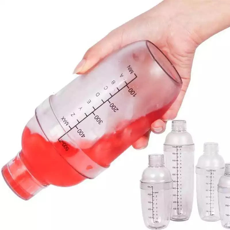 (Ready Stock)Cocktail Shaker 350ml/530ml/700ml Home Bar Utensil Plastic Shaker Cup Drink Milk Tea Mixer With Scale