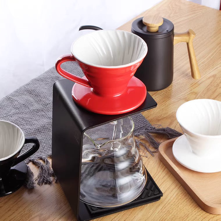 (Ready Stock)Coffee Dripper V60 Filter Coffee Size 01 02 Ceramic White Red Black