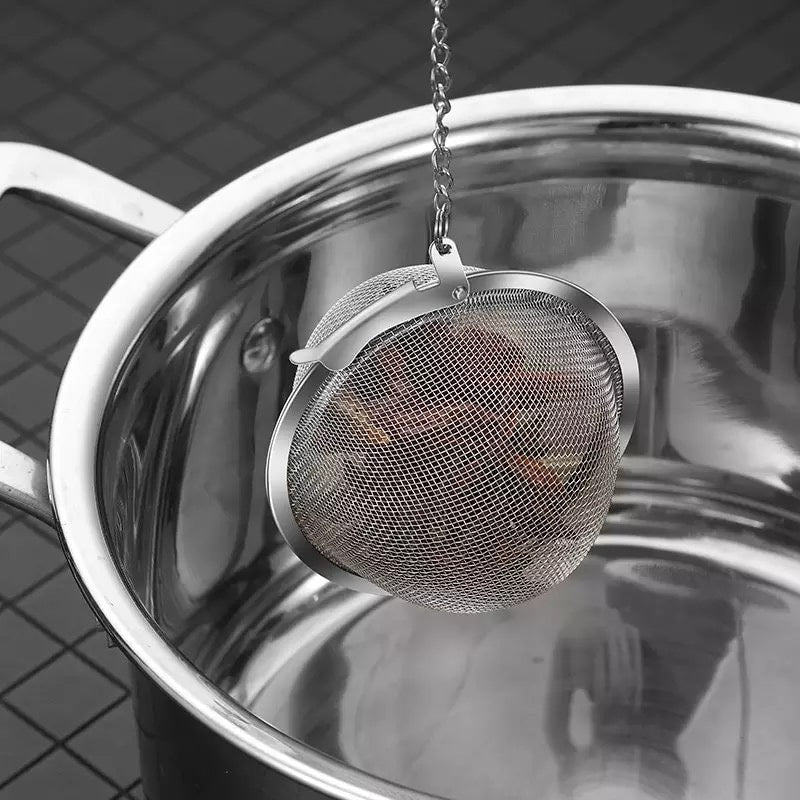 (Ready Stock)Tea Filter Infuser Ball Sphere Locking Spice Bail Strainer Mesh Infuser Ball Stainless Steel