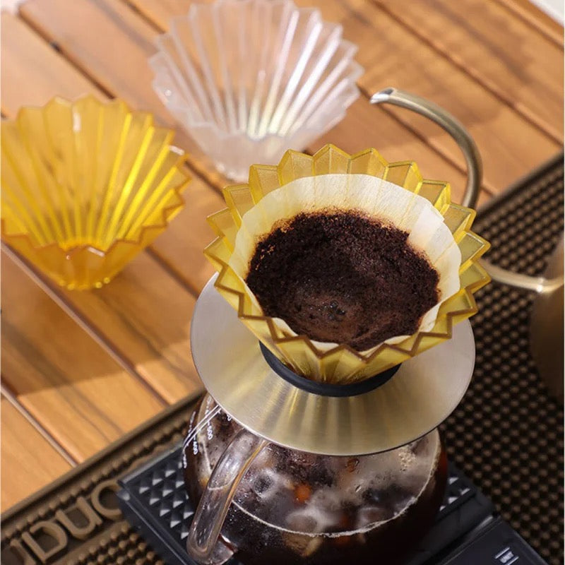 (Ready Stock)Coffee Filter Dripper Origami Japan Inspired Resin with PP Holder Tray 1-2 Cups Pour Over V60