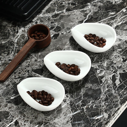 (Ready Stock)Coffee Beans Dose Tray Pure White Ceramic Bean Scoop Shovel